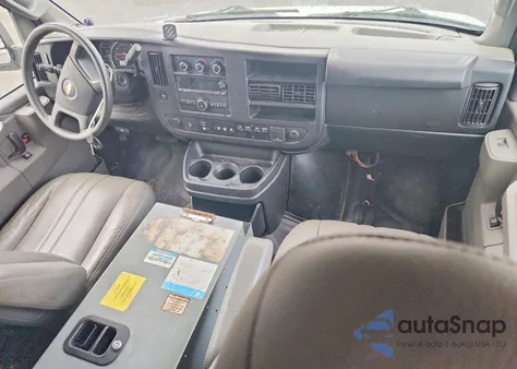 2017 Chevrolet Express G2500 z USA, uszkodzony, nr VIN 1GCWGAFF4H1271012